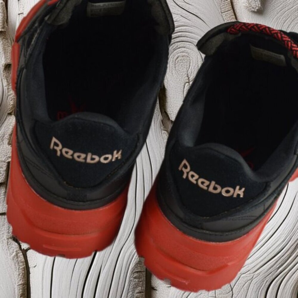 Reebok Club C Cardi Black Contrast Red Platform Leather Lace-Up, Size 6.5 - Picture 8 of 10